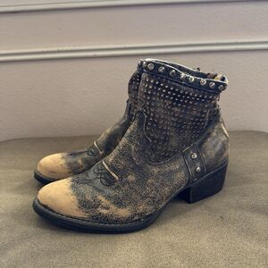 CIRCLE G WOMEN'S BROWN FACTORY DETRESSED CORRAL BOOTIES W/BACK ZIP, SIZE 9.5